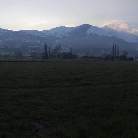 Au Coeur Des Pyrenees Bigourdane Apartment Lau-Balagnas Luaran gambar